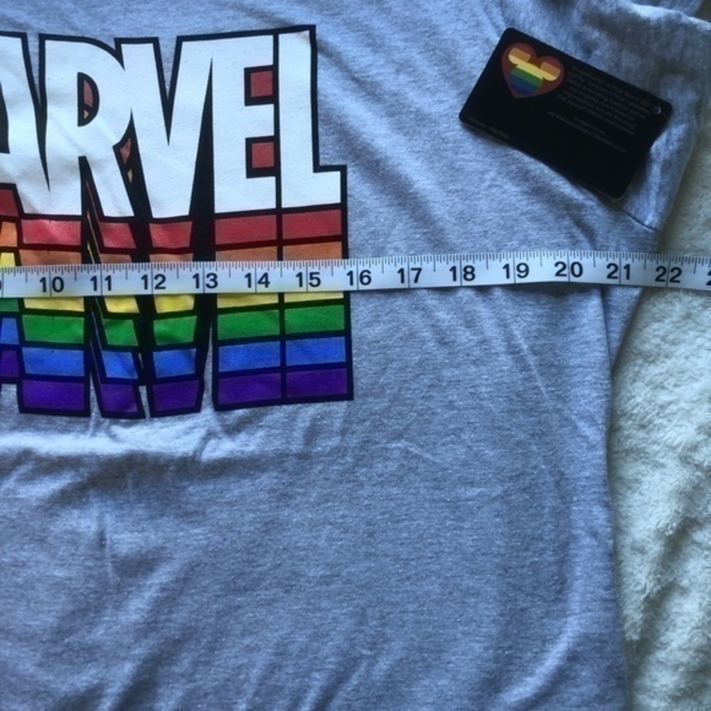 Marvel T-shirt - Picture 5 of 6